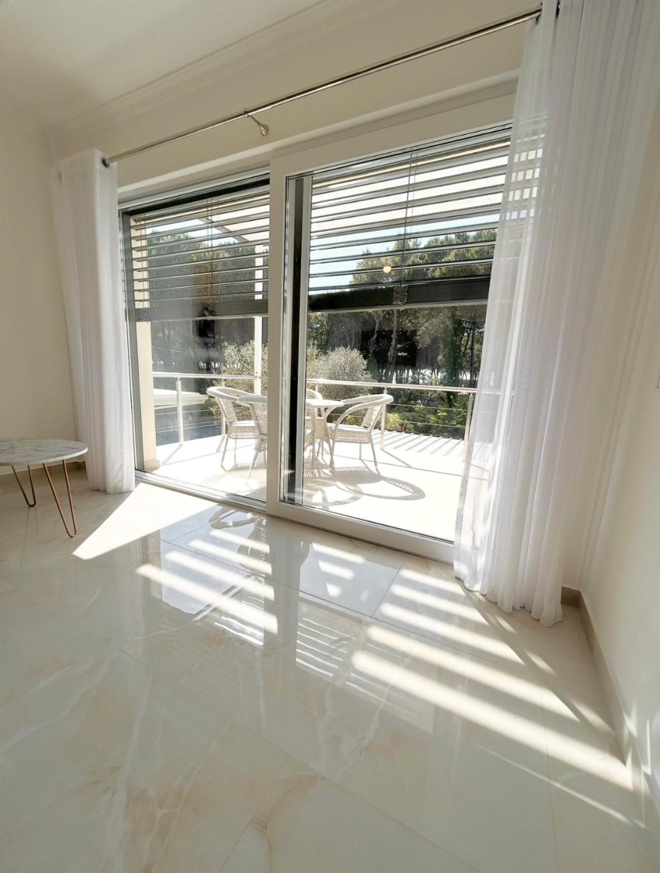 Apartament Swiss Qerret *